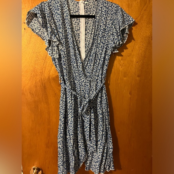 Sundress - Picture 2 of 4